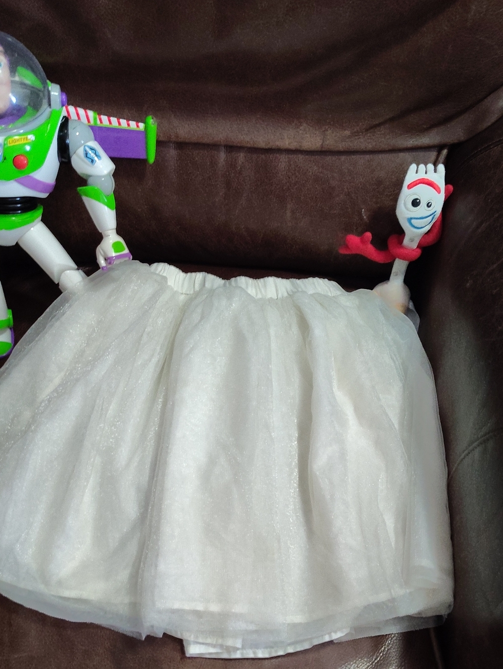 Old Navy White Tulle Skirt for Kids4t  $25